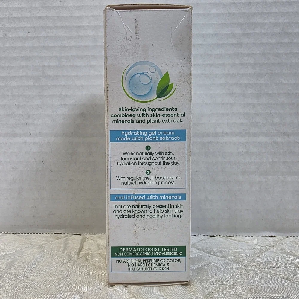 Simple Water Boost Hydrating Gel Cream, Face Moisturizer, 1.7 oz‎